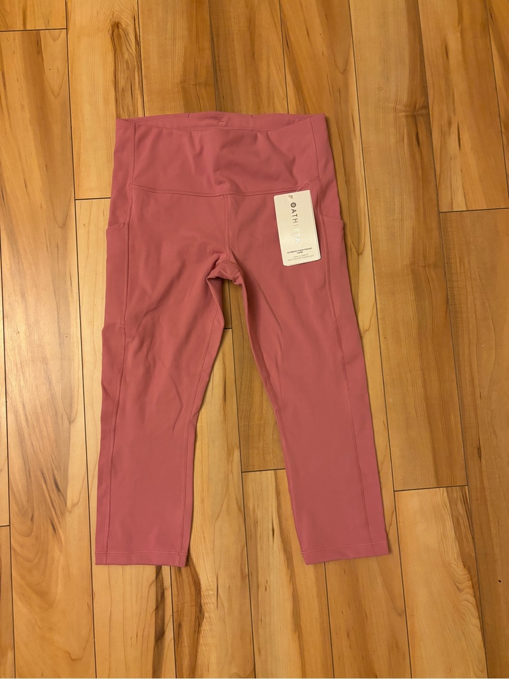 Athleta Ultimate Stash Pocket Capri Leggings in Dusty Rose